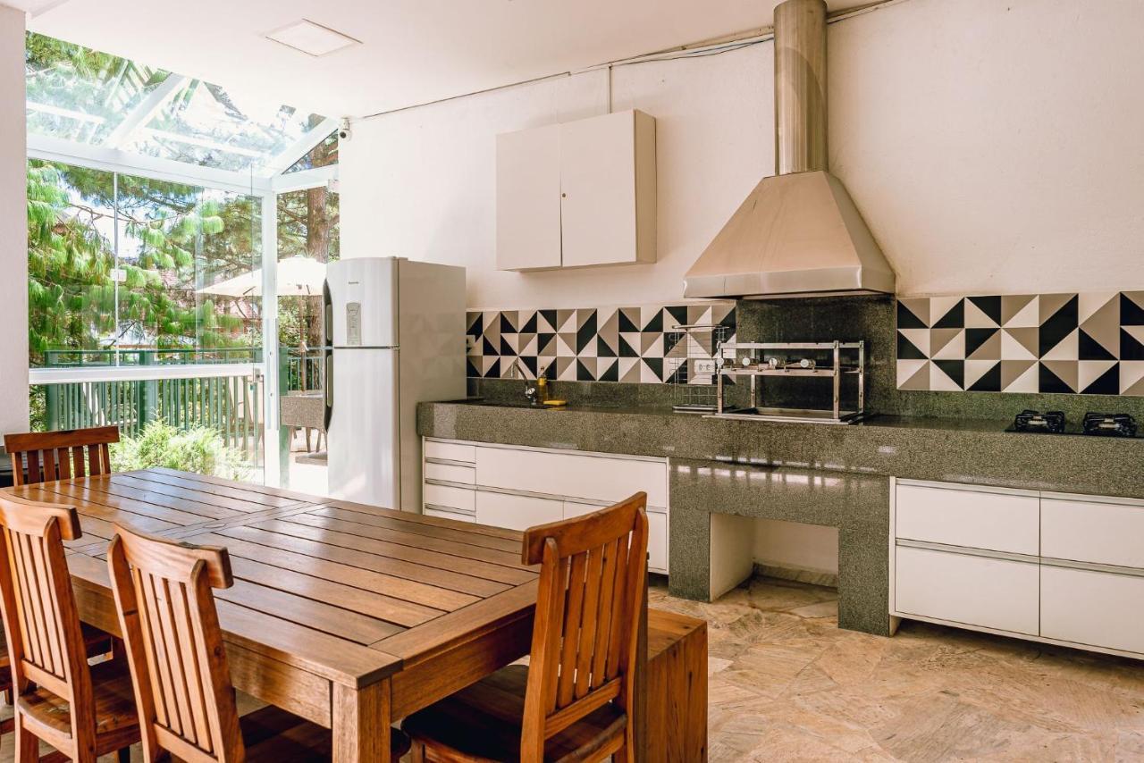 Apartamento Aconchegante Em Campos Do Jordao, Regiao Capivari - Pet Friendly# *